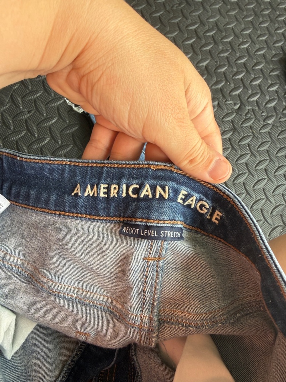 American Eagle Distressed Skinny Jean Jeggings Super High Rise - Picture 3 of 4